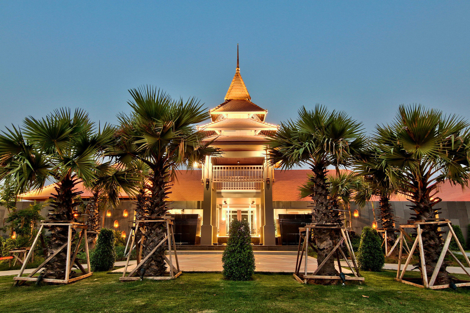 奈比多希尔顿酒店 Naypyidaw 外观 照片